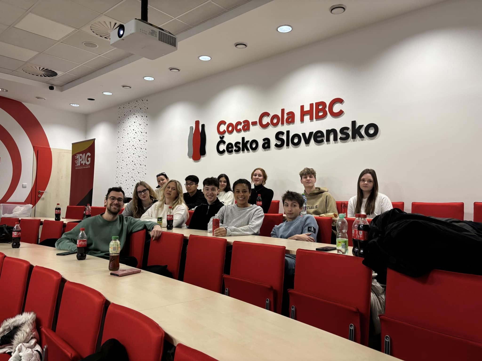 Naši žáci nahlédli do světa Coca-Coly